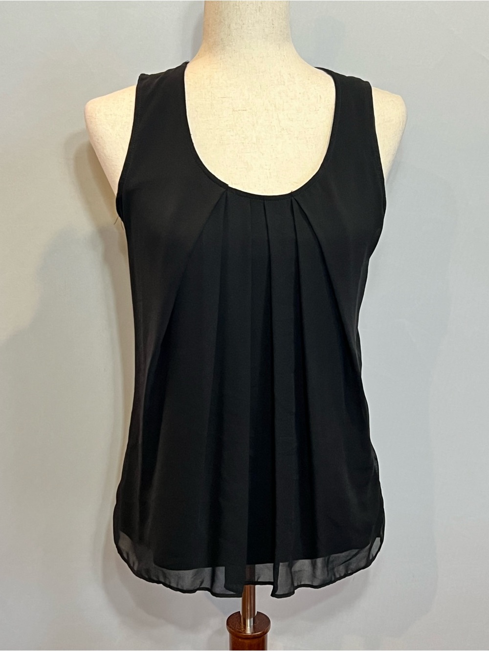 New York & Company Black Pleated Scoop Neck Camisole